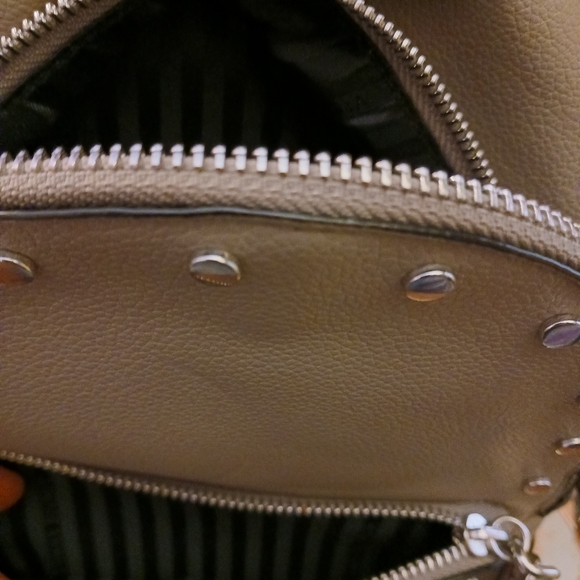 🎒Victoria Secret Urban Mini Backpack🎒 Size 7.3"×3.8"×9.7",A Fabulous Item🎁👌 - Picture 4 of 16